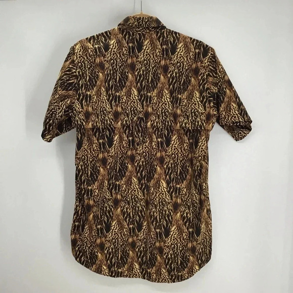 Feather Flage Men’s Ducks In A Row Short Sleeve Camo Hunting Shirt - Picture 3 of 8